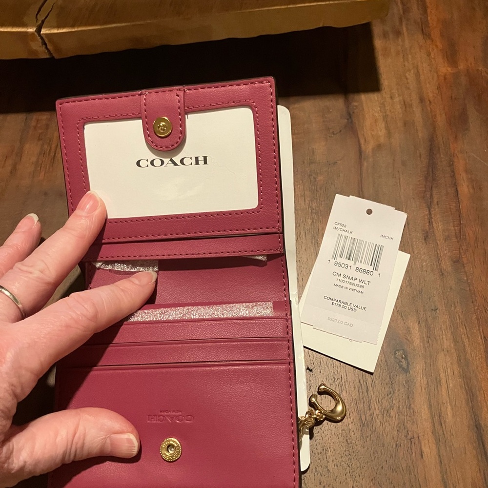 Coach Cream and Tan Logo Wallet - Picture 7 of 8